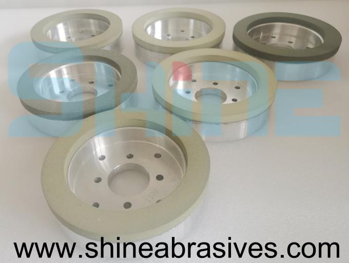 Machining PCD/PCBN tools with vitrified bonded diamond grinding wheel